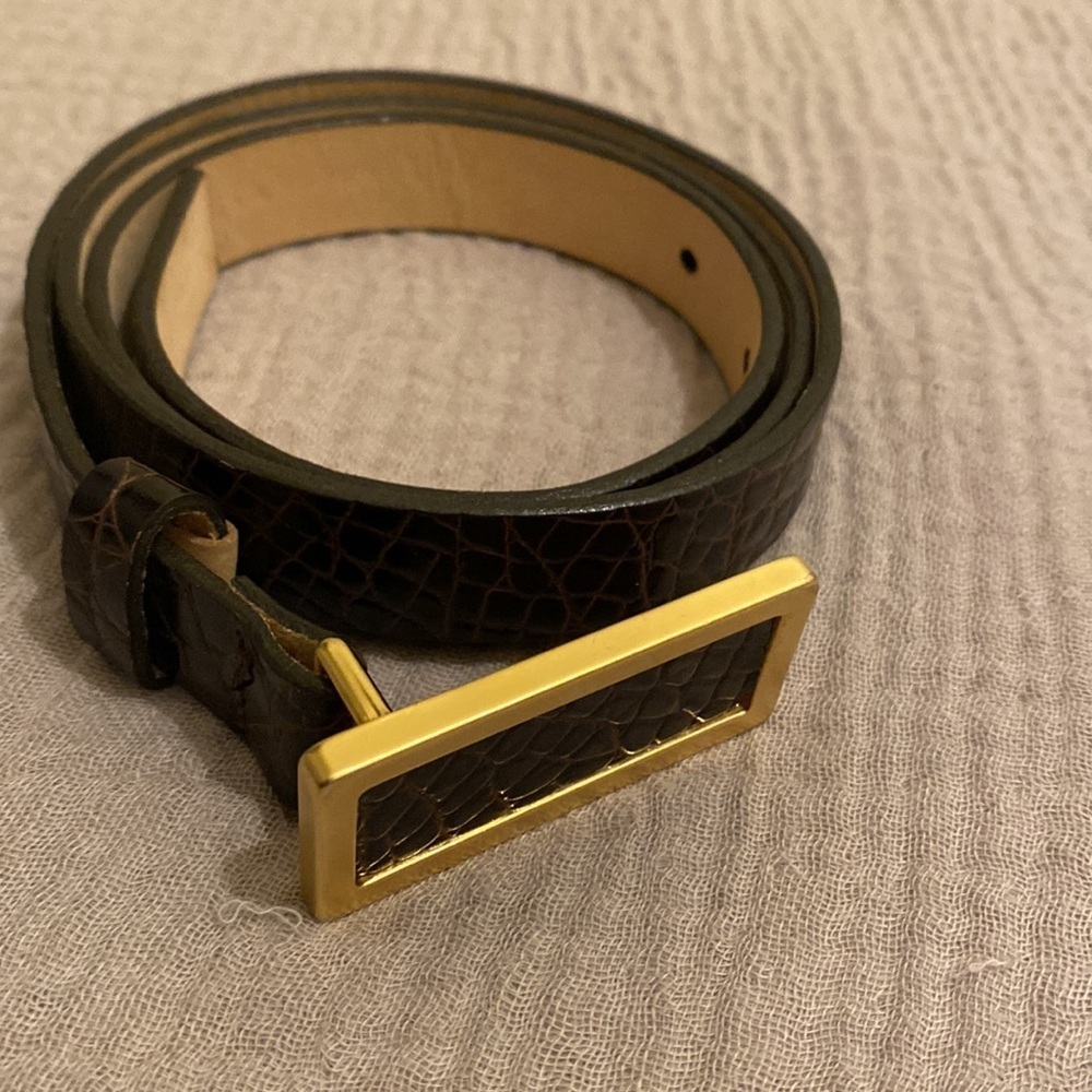 St. JOHN Elegant BROWN Leather Belt with Gold Buckle. Size M . EUC - Picture 11 of 11